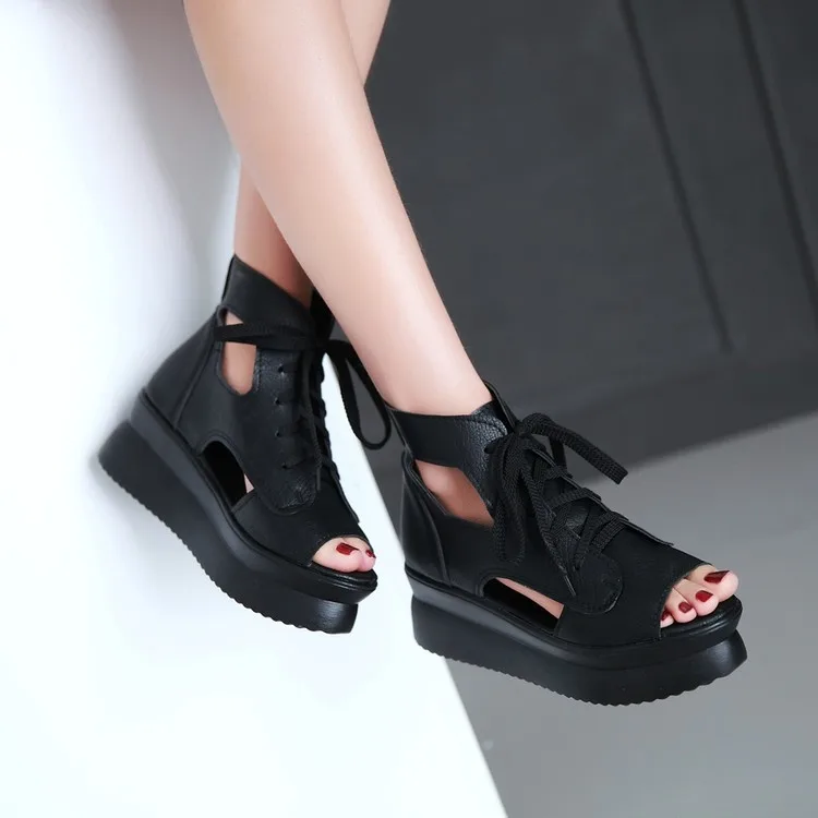 

Women Thick Bottom Sandals 2019 Summer new Platform Sandals peep toe Casual Shoes woman thick Heels Sandalias Black White