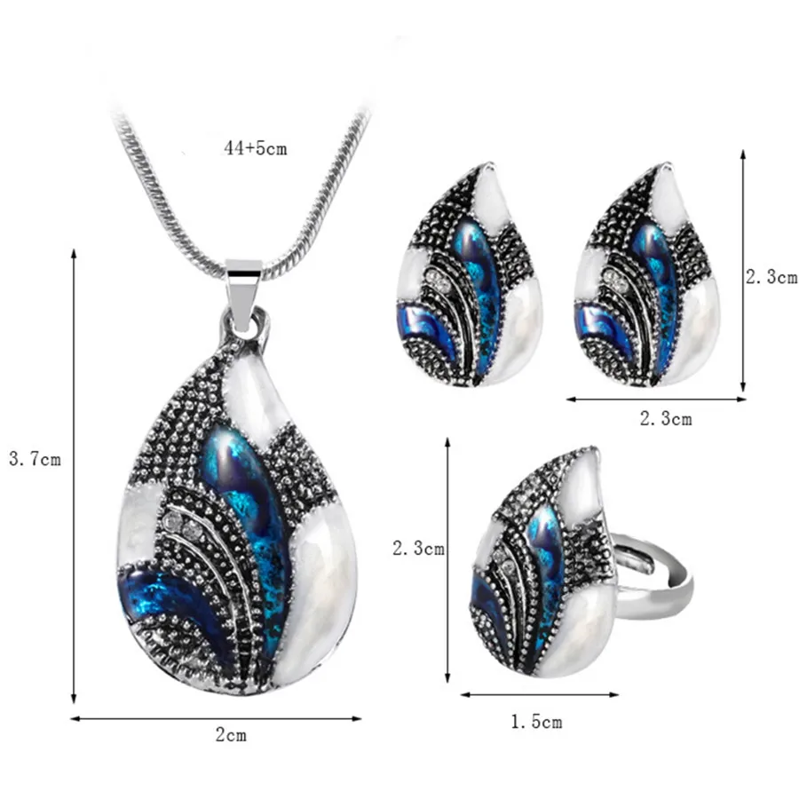woman jewelry set