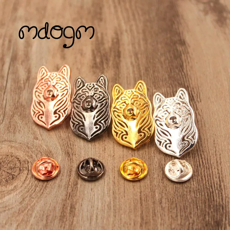 Mdogm Akita Cane Animale Spille E Spille Abito Carino Metallo Divertente Piccolo Padre Collare Distintivi Regalo Per Uomo Maschio B074