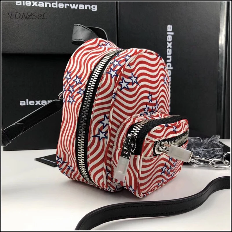 

2019 Spring Summer New Women Canvas Backpacks Star Wavy Stripes Ladies Brand Fashion Small Mini Softback Backpack Satchel Bag