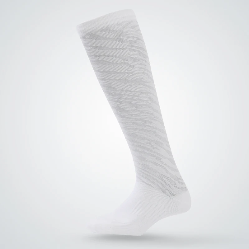 Короткие футбольные носки, Длинные мужские футбольные носки на коленях, летние тонкие футбольные носки для студентов, спортивные носки для взрослых, футбольные носки - Цвет: White