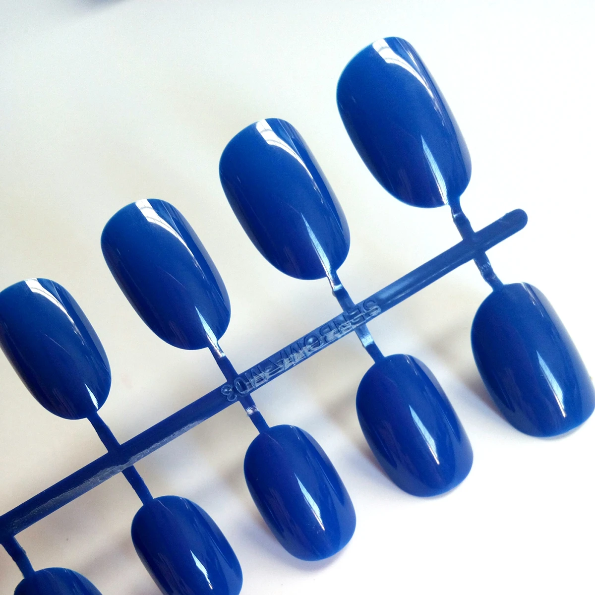 

24Pcs Prue Color Fake Nails Candy Blue False Nails Easy To DIY Short Nail Tip Manicure Tool 126Q