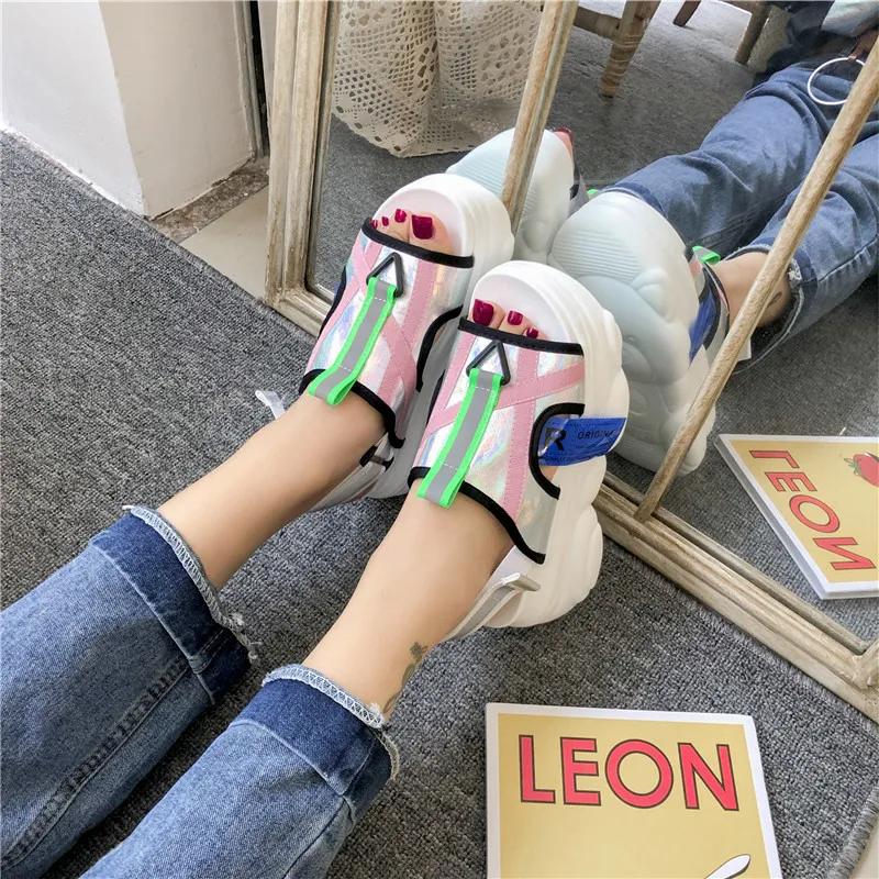 2019 جديد المرأة الصنادل الصيف مثير زقزقة اصبع القدم أحذية منصة امرأة عارضة الرياضة Sandalen السيدات في الهواء الطلق مريحة الشاطئ الأحذية