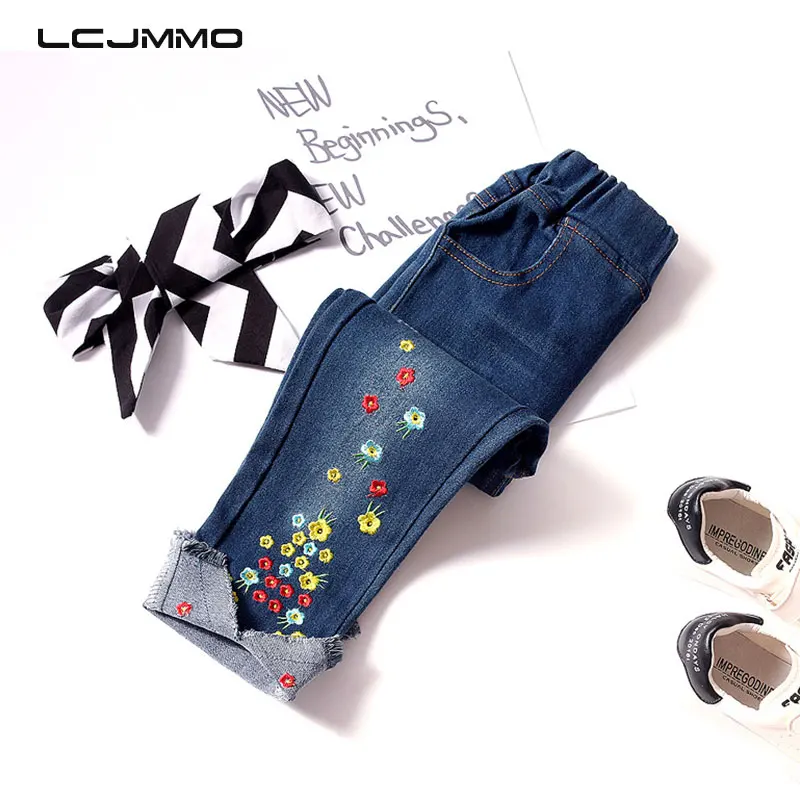 

LCJMMO Baby Girl Jean Trouser Embroidery Flower Girls Jeans Pants Elastic Waist Kids Denim Pants Baby Casual Children Pants 1-5Y