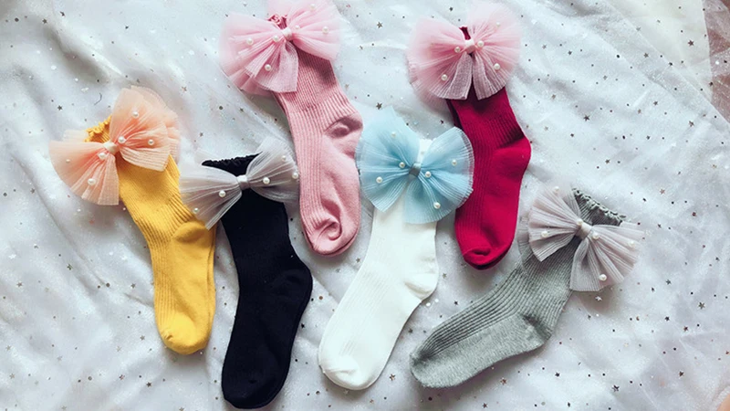 Новые носки для маленьких девочек с бантиками, хлопковые носки до лодыжки для малышей, носки принцессы с бисером для ма