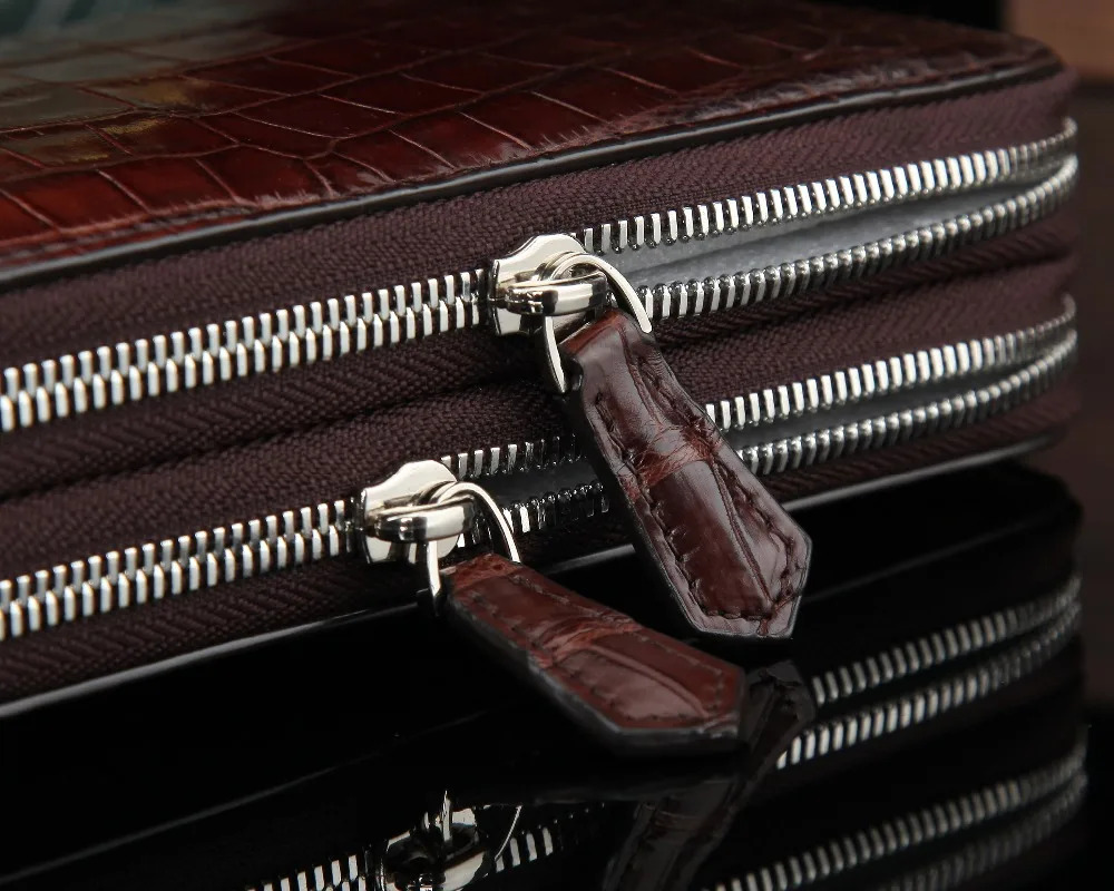 Рисунок 4 - Мужской клатч-кошелек из натуральной