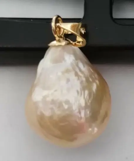

14.7x17.3mm natural Australian south seas pink pearl pendant 14KGP fully drilled