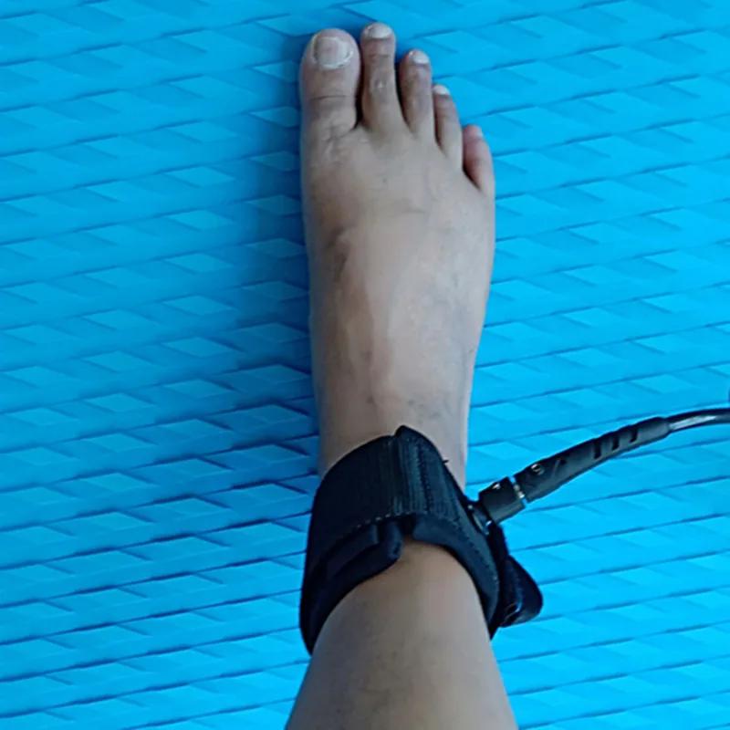 Cheap surfboard leash