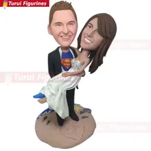 Супер герой Жених сохранить невесты Пляж Свадебный торт Топпер на заказ Персонализированные Bobble голова глиняная Статуэтка на основе фото клиентов
