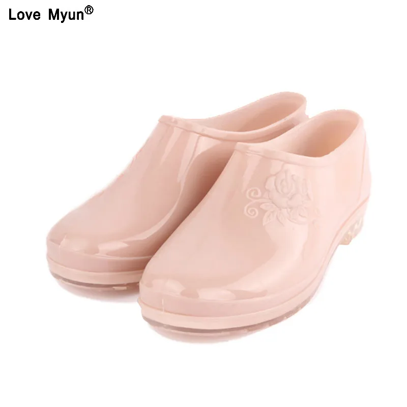 

Classic Ankle Rain Boots Warm British Platform Slip On PU Waterproof Colorful Ankle Flower Boots Woman Shoes 566