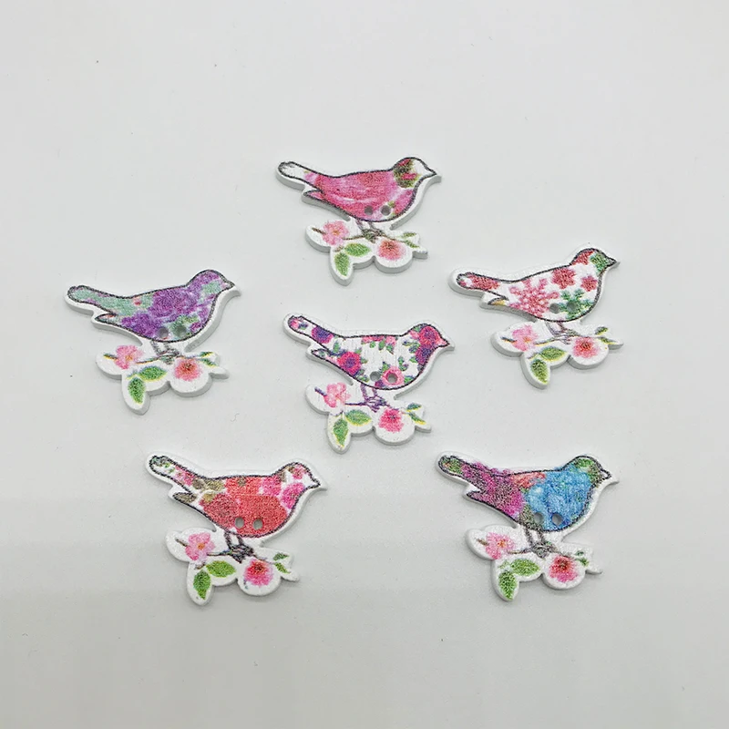 

XinDong 5 pcs Random 2-Holes Wooden Flower Bird Buttons Flatback Button For Sewing Scrapbooking Craft