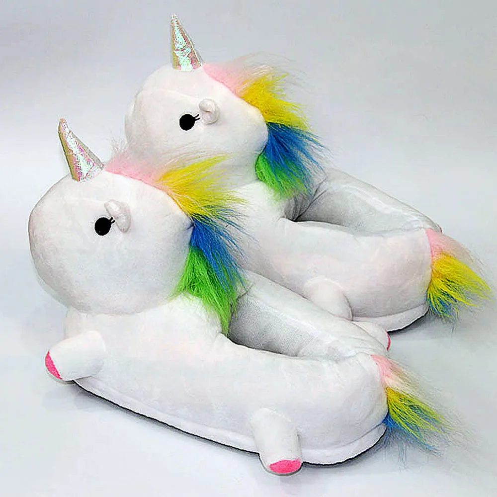 платье единорог со шлейфом. кафе единорог спб. клуб настольных игр единорог. розовый домик для единорога. красивые единороги игрушки.