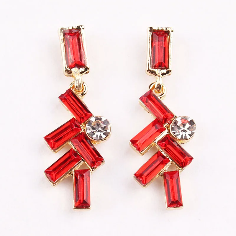 LUBOV разноцветные прямоугольные серьги-капли с кристаллами, Необычные геометрические серьги-подвески со стразами, инкрустированные женские вечерние ювелирные изделия - Окраска металла: red