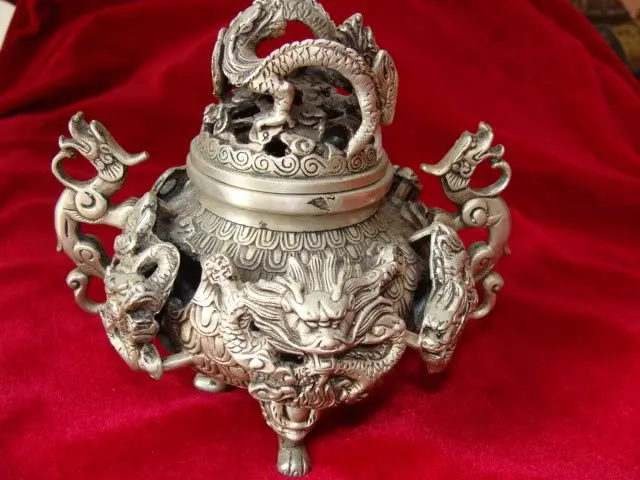 

Rare old Ming Dynasty silver censer/ incense stove,Carved dragon,with mark,best collection& adornment,Free shipping