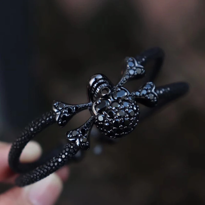 luxury stingray skull bracelet for men sterling silver skull stingray bracelet (2)