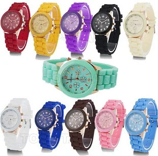 Min-is-10-Fashion-Designer-Ladies-sports-brand-silicone-watch-jelly-watch-12-colors-quartz-watch