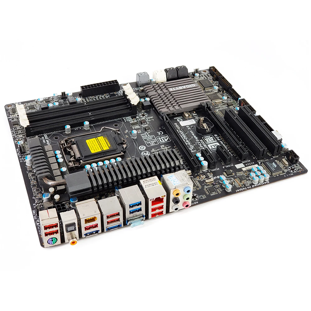 جيجابايت GA-Z68XP-UD4 سطح اللوحة Z68XP-UD4 Z68 LGA 1155 النواة i7 i5 i3 DDR3 32G SATA3 USB3.0 HDMI IEEE1394 ATX