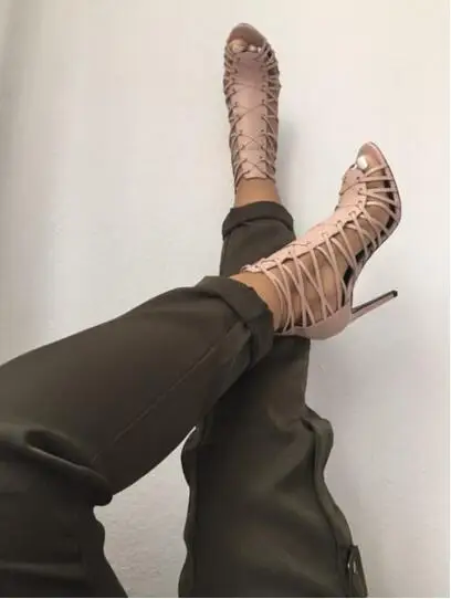 

2019 Summer Latest Sweet Style Young Girls Boots Cross Strappy Gladiator Sandals Hollow Out Patchwork Sandal Boots US Size 10
