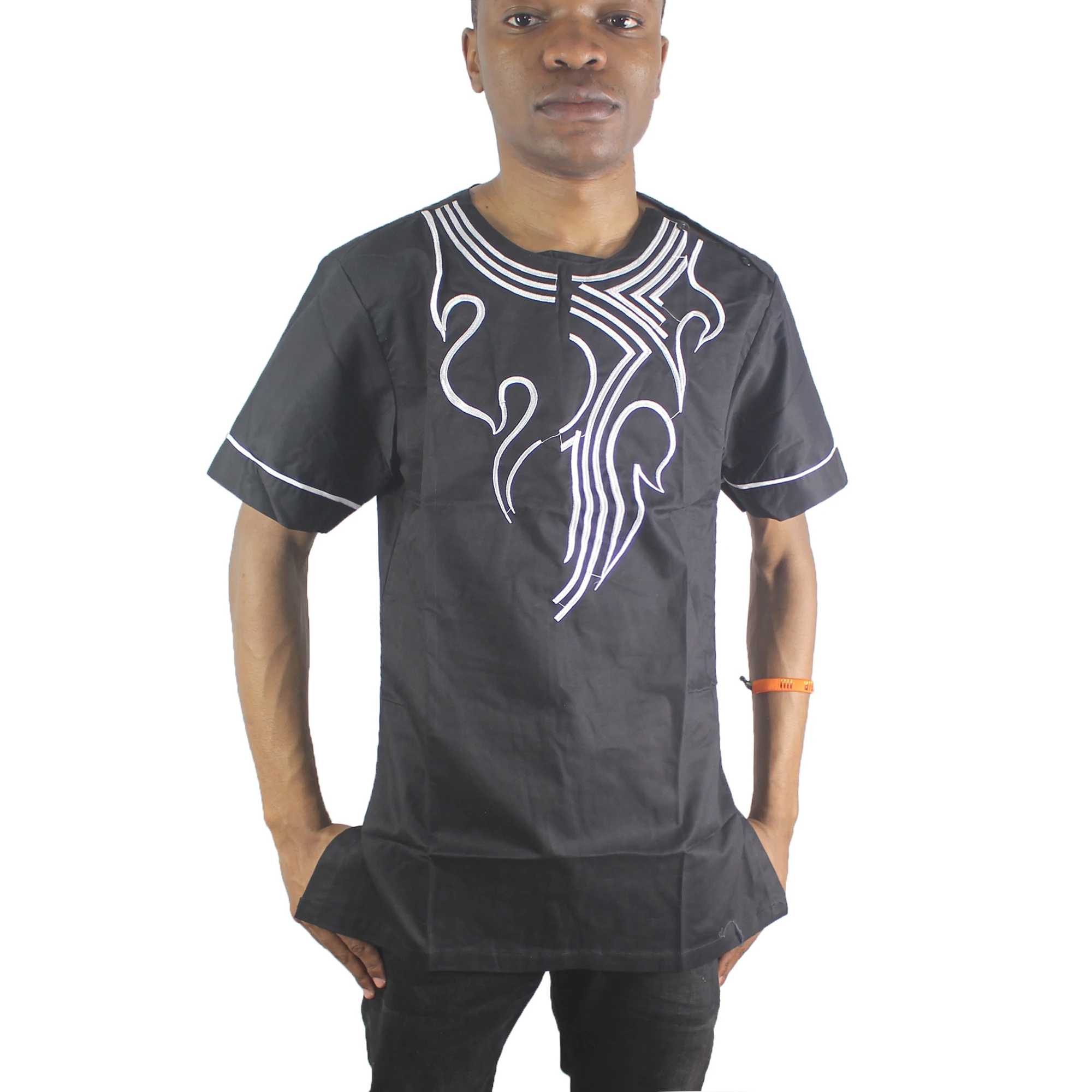 

Black Abstract Lion Embroidered Men`s Ethnic Tops Short Sleeved Side Slit Summer Henley Shirts for Moslem Wearing