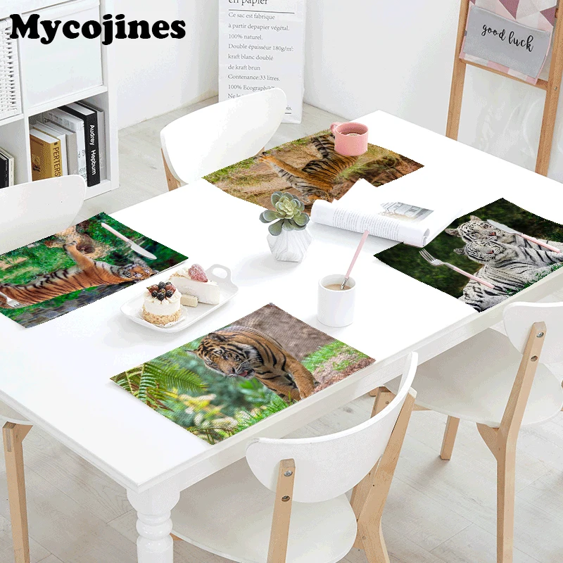 

New Design Tablecloth Brown Yellow Tiger Horizontal Stripes White Tiger Napkins Coffee Table Kitchen Party Decoration Placemat