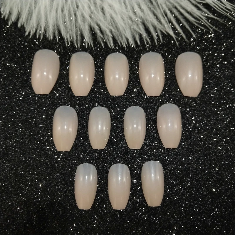 

24pcs Clear Short Coffin Fake Nails For Children Nude Ballerina Press On Nails Medium Acrylic Removable False Nails Manicure
