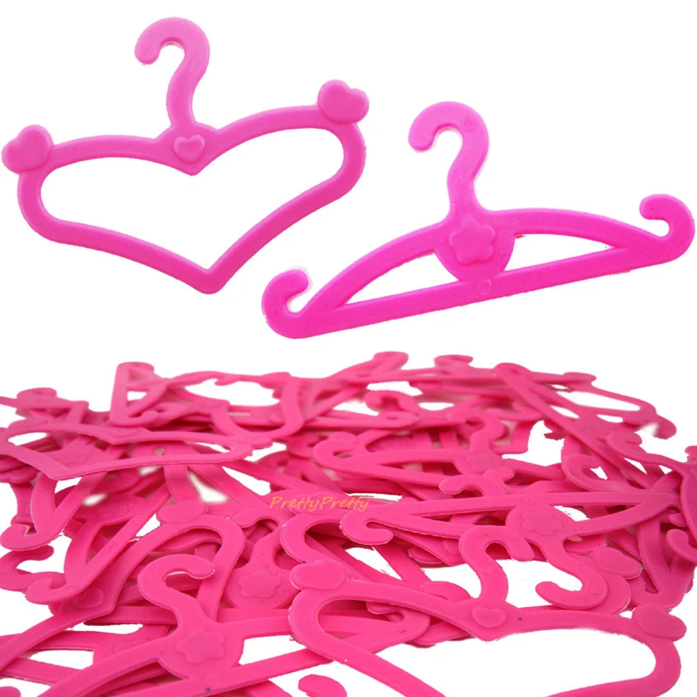 60 Pcs Lot Cute Heart shaped Doll Hangers Pink Plastic Mixed Hanger for Barbie Doll Accessories
