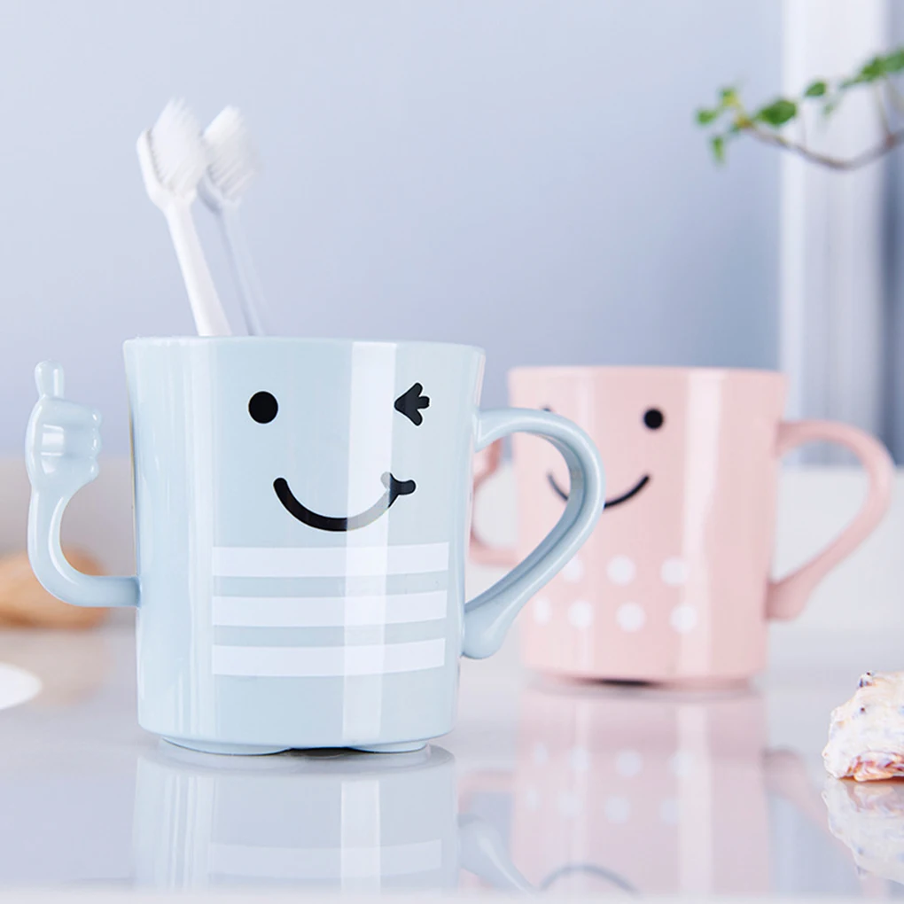 

Cartoon Children Toothbrush Holder Cup Mouthwash Cup Food-Grade PP Mug Bottle Random Version