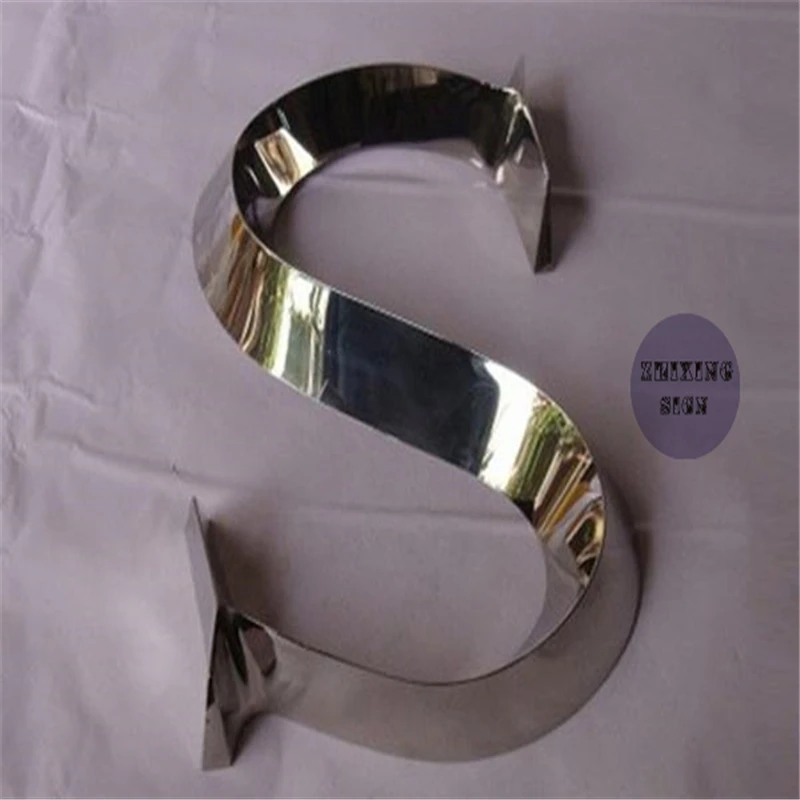 outdoor letters