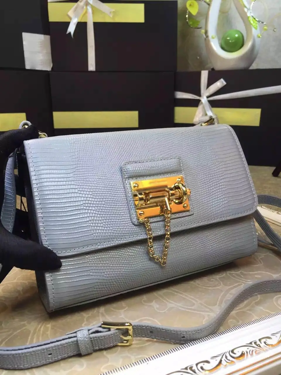 2016 new winter leather Crossbody Bag Lady blue fashion leather handbag