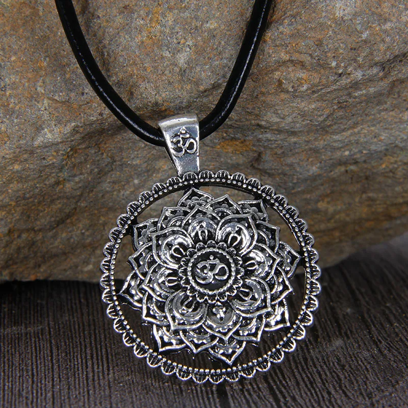 

Viking Necklaces Flower of Life Dome Sacred Geometry Women Om Yoga Chakra Pendant Mandala Fashion Choker Jewelry