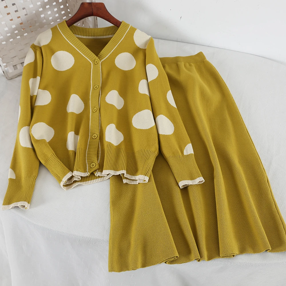 

MVGIRLRU Knitted Sweater Skirt 2 Piece Set Polka Print Cardigan & Elastic High Waist A-line Skirt Fashion Suits