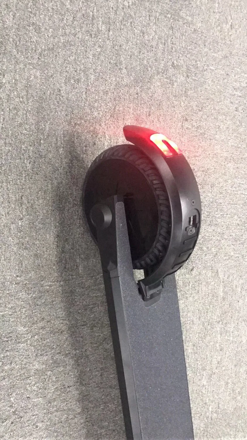 Perfect 2019 NEWEST model i19 having fun Environmental Firendly electric scooter 4