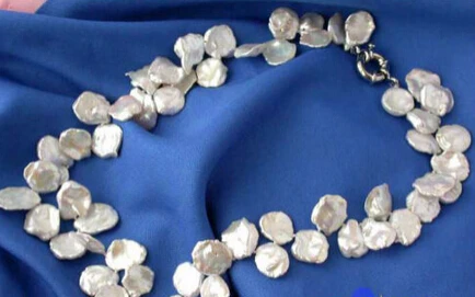 

xiuli 0015219 FOLIAGE WHITE KESHI REBORN PEARL NECKLACE