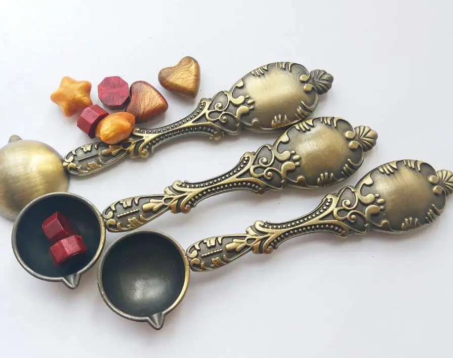 

New Hot Fashion Vintage Peacock metal Wax Spoon for wax beads 11cm Hight quality Sellado Sax palillo sello de la cera de Sellos