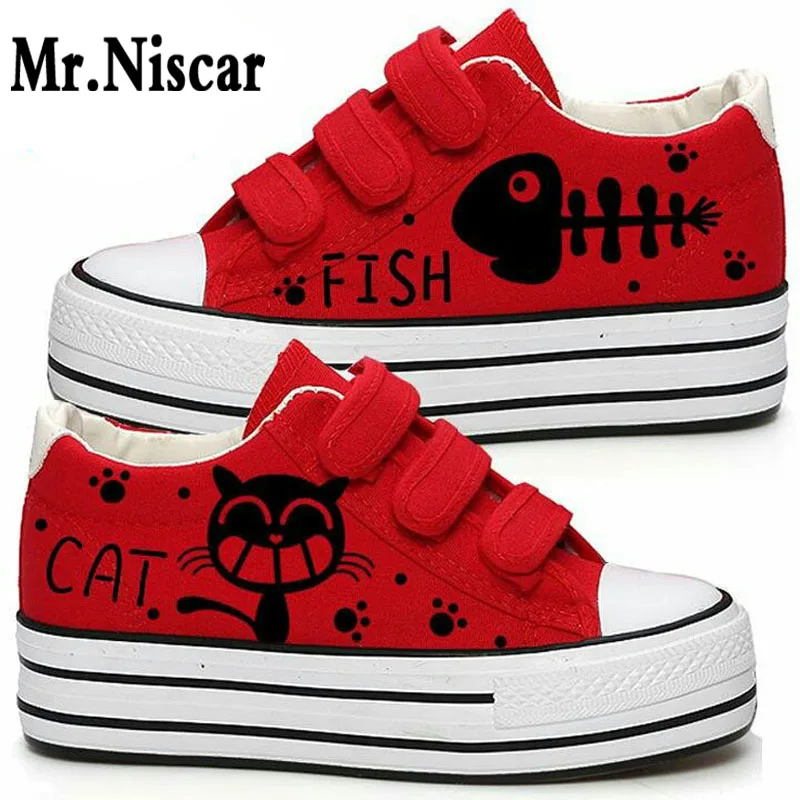

LEO Girls Student Height Increasing Platform Canvas Shoes Style Cartoon Anime Cat and Fish Hand Painted Women Footwear