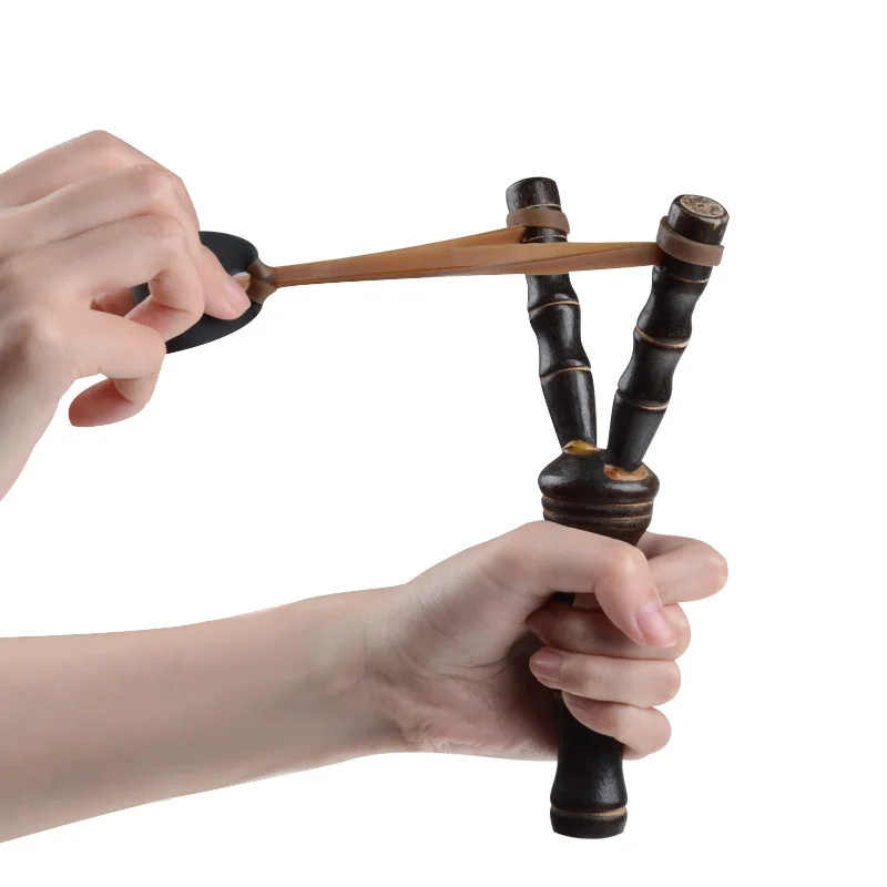 

1Pcs Powerful Slingshot Rubber Band Wood Made Game Tool Outdoor Sports Accessories Catapult Slingshot Toys Slingshot