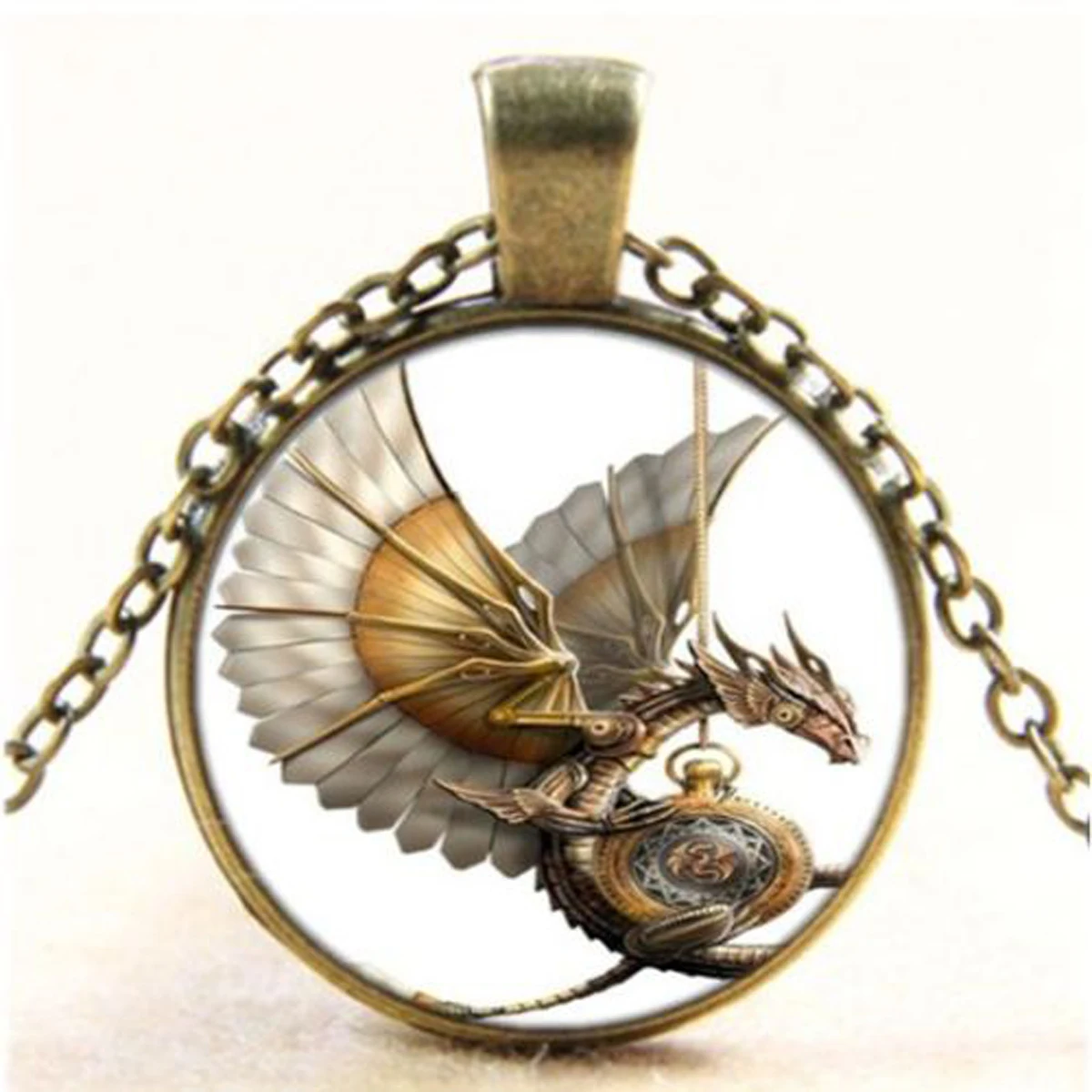 Fashion Dragon Pendant Necklace Vintage Bronze Color Chain Necklace in Jewelry Classic Glass Cabochon Photo Statement Necklace