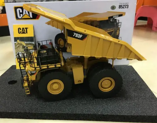 Гусеница CAT 793F Майнинг грузовик 1/50 масштаб металл модель от бренда DieCast Masters