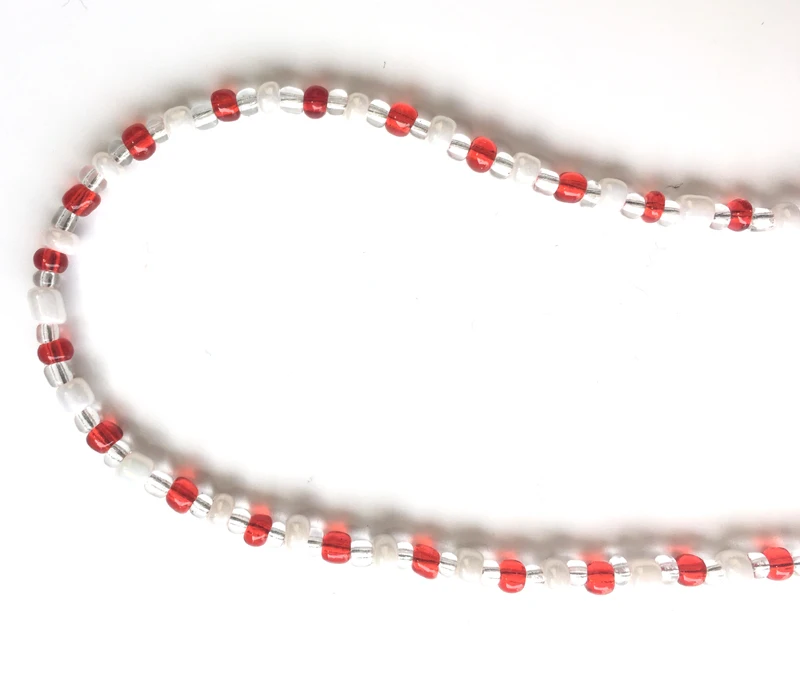 Small Beaded Glasses Chain Women detail (14)