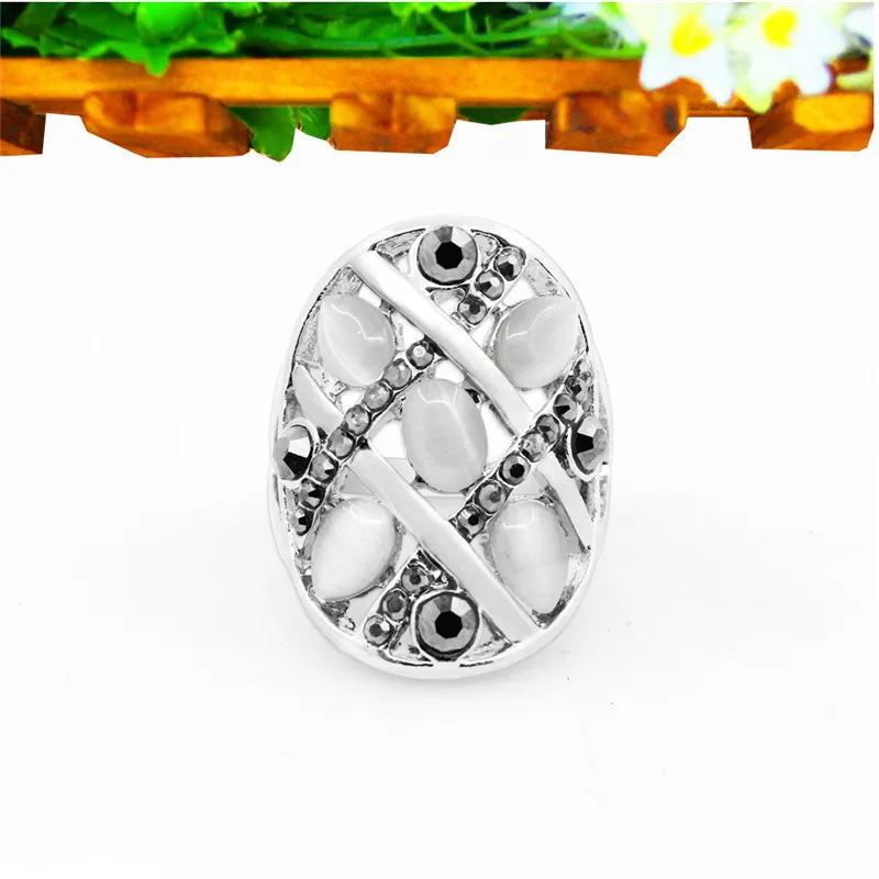 

Flower Crystal Opal Rings For Women Antique Silver Plated Fashion Jewelry TR673