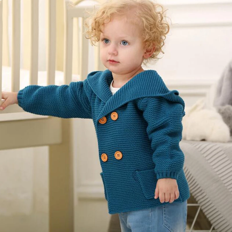 Вязаный кардиган для маленьких мальчиков; коллекция года; зимние теплые свитера для новорожденных; модное пальто с капюшоном и длинными рукавами; куртка; одежда для детей