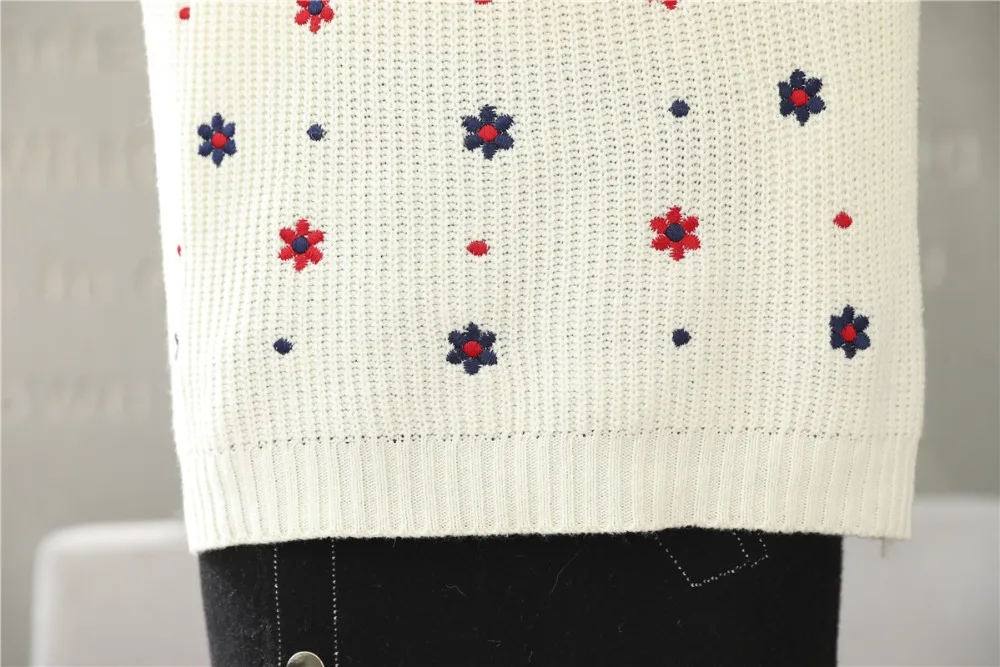 2018 Autumn Sweater Women Embroidery Knitted Winter  (14)