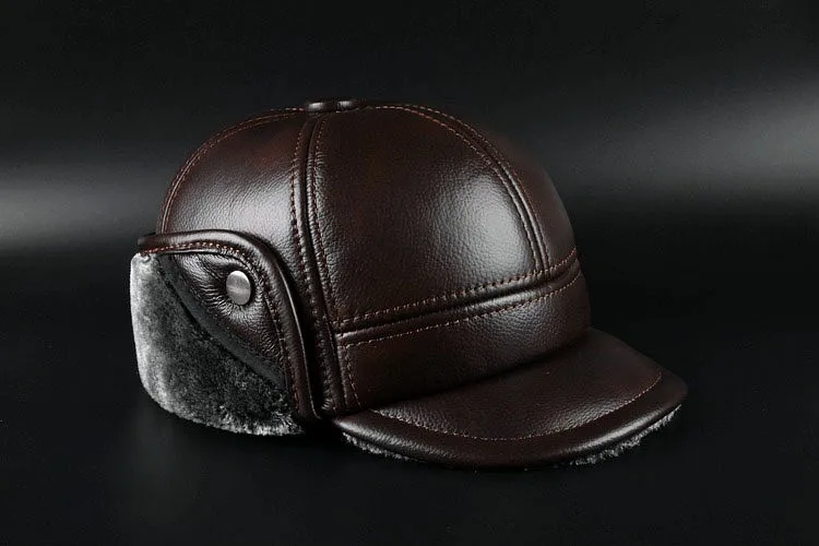 Boolawdee Для мужчин кожа теплая куртка-бомбер Cap ухо защиты для зимнего отдыха мужской шляпе черный коричневый размер L XL XXL Твердые изделие M271