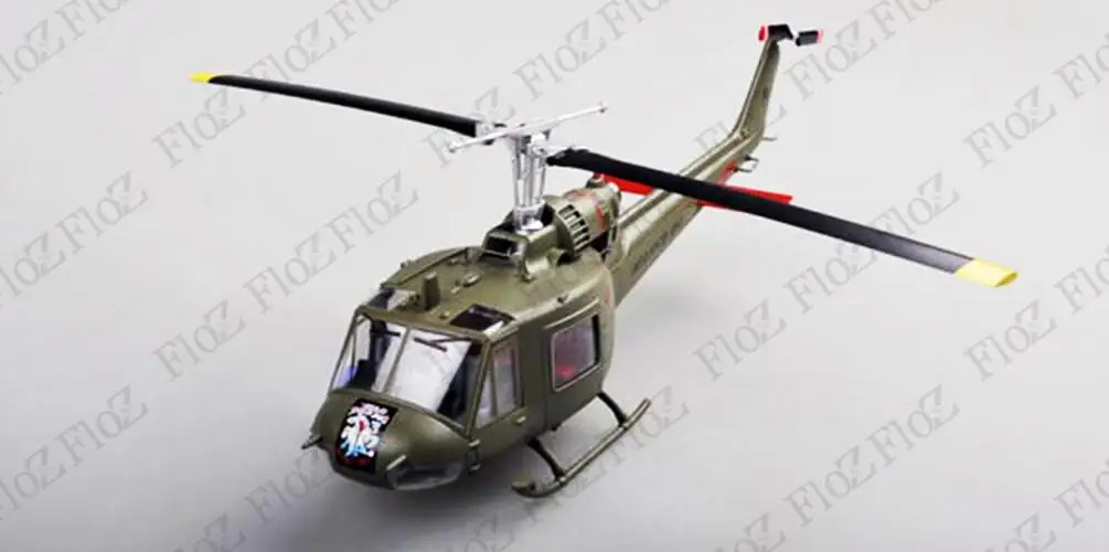 UH-1C Iroquois Huey армии США готовой 1/48 easy Model вертолет