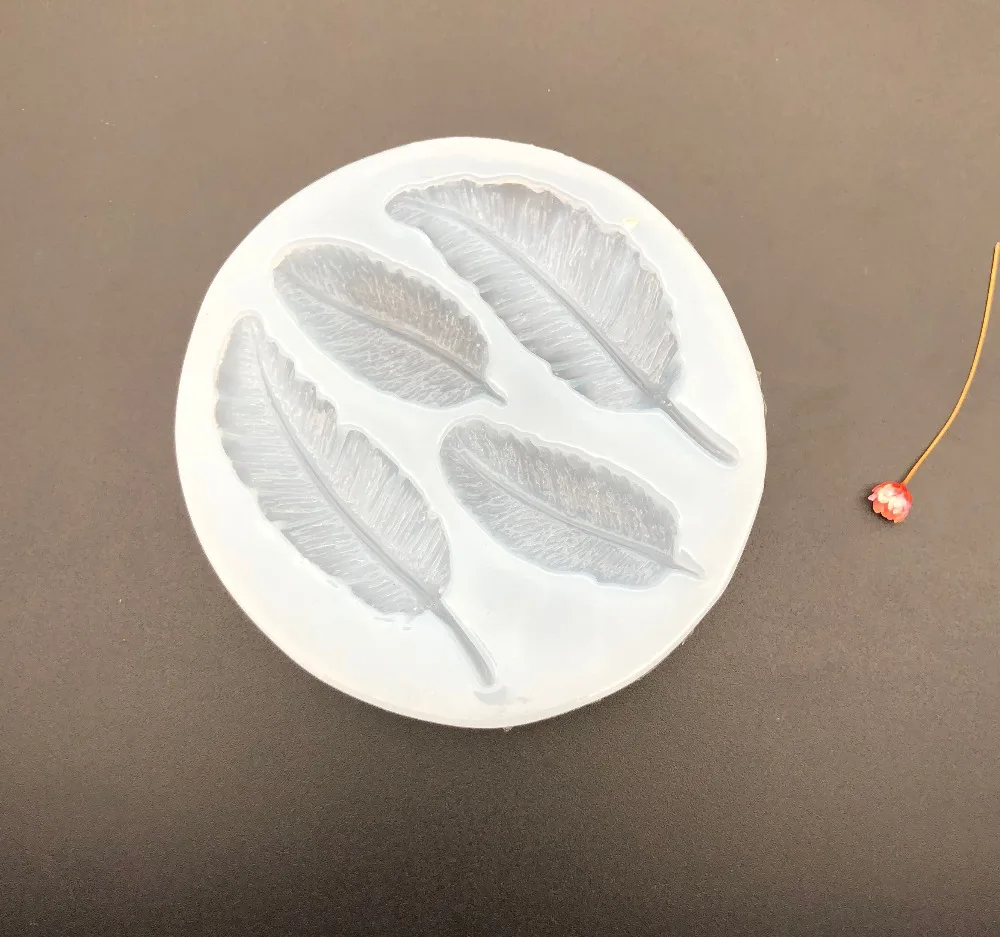 

1pcs Feather Shapes Jewelry Silicone Mold Making Pendant Silicone Resin DIY Craft Tools Handmade Tool Epoxy Resin Molds