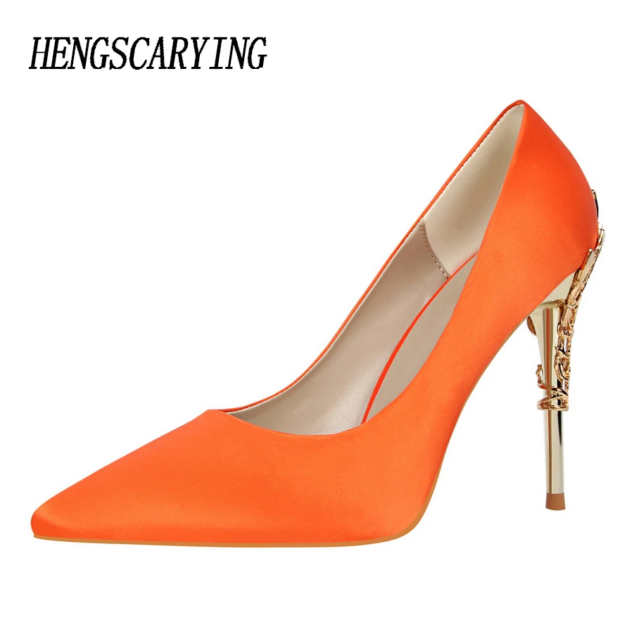 

HENGSCARYING Brand Metal Carving High Heels Shoes Woman Pointed Toe Silk Pumps Formal Party Wedding Satin Scarpin Zapatos Mujer