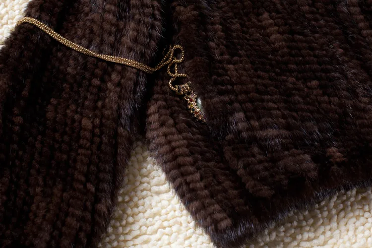 Real Fur Coat Women Winter Natural Fur Jacket Hooded Genuine Knitted Mink Fur Coat Outerwear Large Size L to 6XL Available g8892