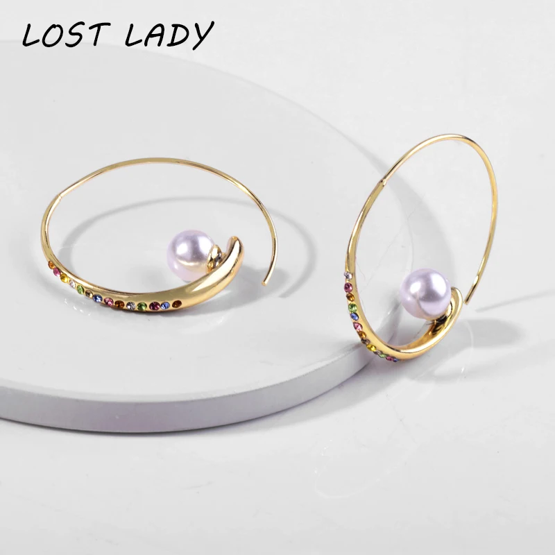 

Lost Lady 2019 New Fashion Design Gold Metal Curved Circle Spiral Geometric Round Pearl Rhinestone Big Hoop Earrings for Women