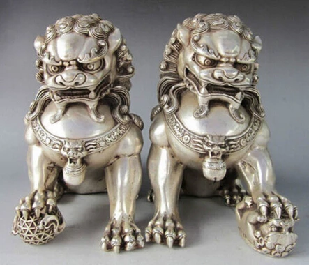 

white Copper Brass CHINESE crafts Asian A Pair of Elaborate Chinese Tibetan Silver Guardian Lion Foo Fu Dog Statues animals Hand