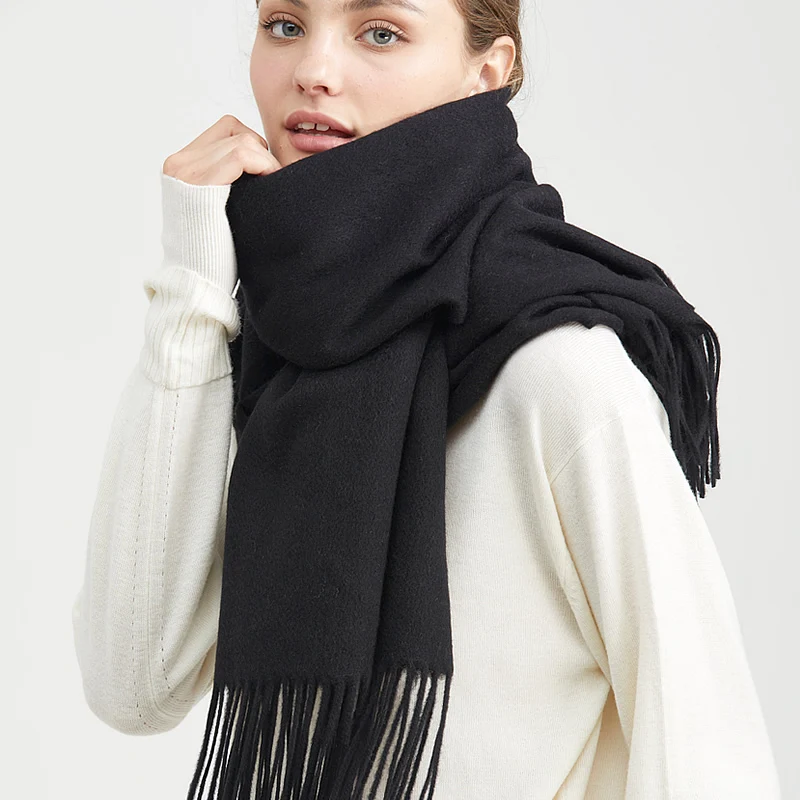 Чистый шерстяной шарф для женщин роскошный бренд шали и обертывания для женщин Мягкий теплый шейный платок глушитель однотонные зимние шерстяные шарфы - Цвет: Black